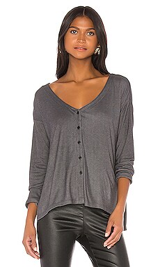 Свитер с v-образной горловиной lindy - cupcakes and cashmere, Черный, Кардиганы
Свитер с v-образной горловиной lindy - cupcakes and cashmere, Черный, Кардиганы