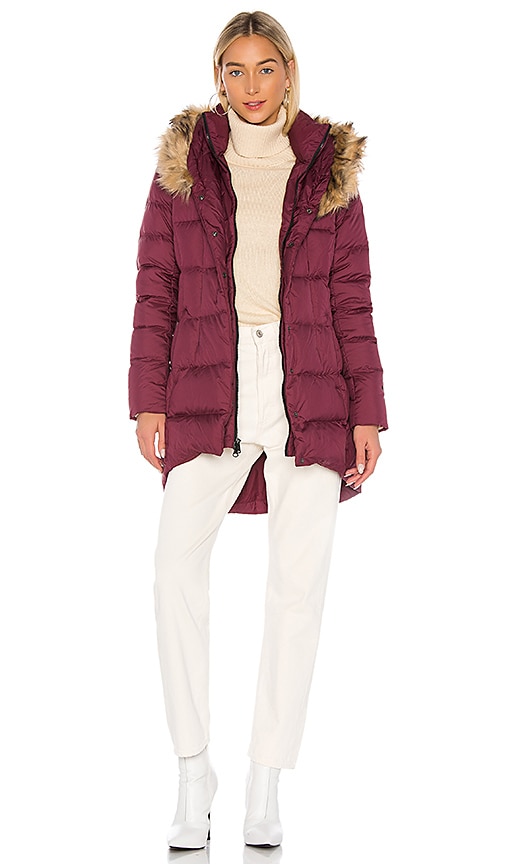 THE NORTH FACE THE NORTH FACE DEALIO DOWN PARKINA WITH FAUX FUR TRIM IN WINE.,TNOR-WO63