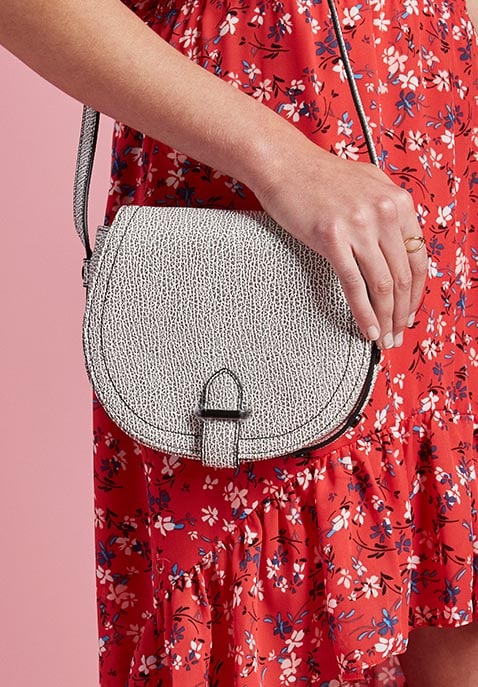 Crackle Pebble Saddle Bag