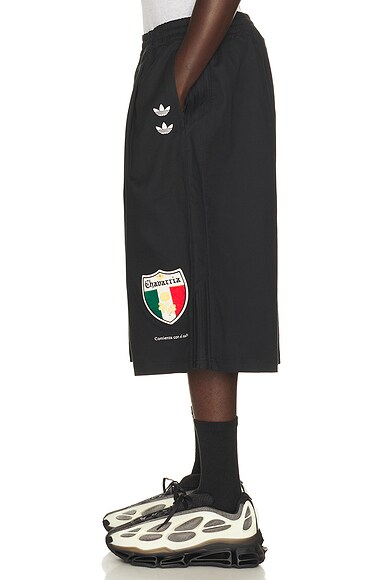 adidas Originals x Willy Chavarria Prem Long Twill Short | Thumbnail 3 adidas Originals x Willy Chavarria Prem Long Twill Short | Thumbnail 3