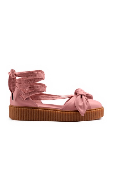 bow creeper sandals