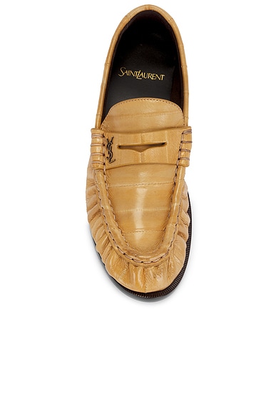 Saint Laurent Le Loafer Moccasin In Gold