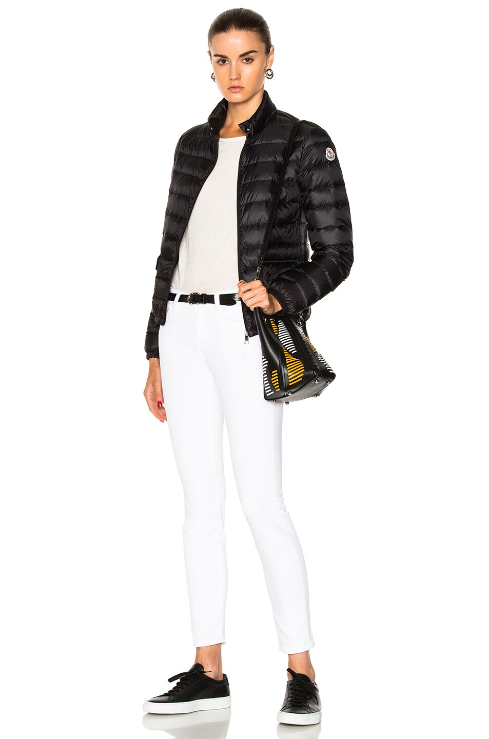moncler lans black moncler lans black