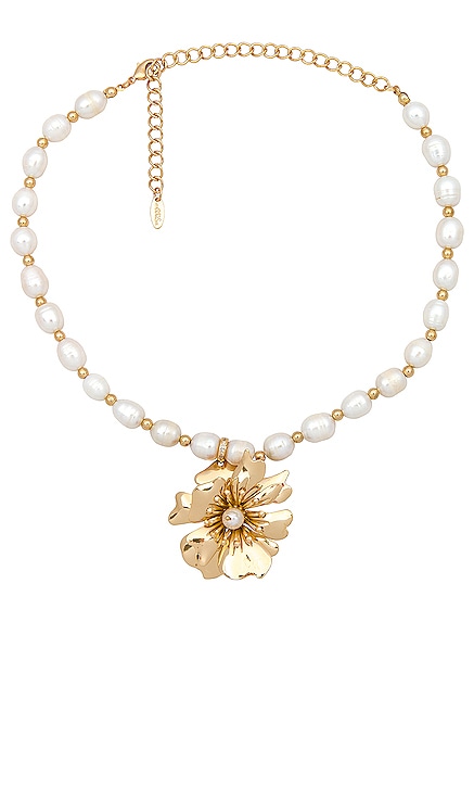 Pearl And Flower Necklace Ettika