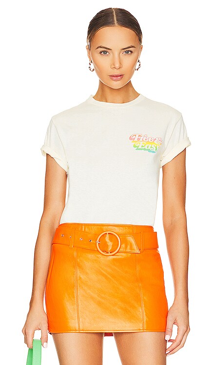 Logos Tee Free & Easy