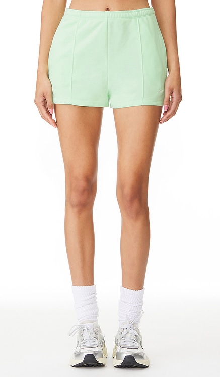 Chill High Waisted Short Nike