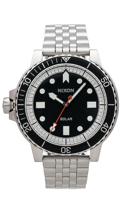 Stinger 44 Watch Nixon