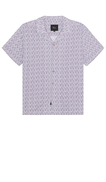 Lanai Shirt Rails