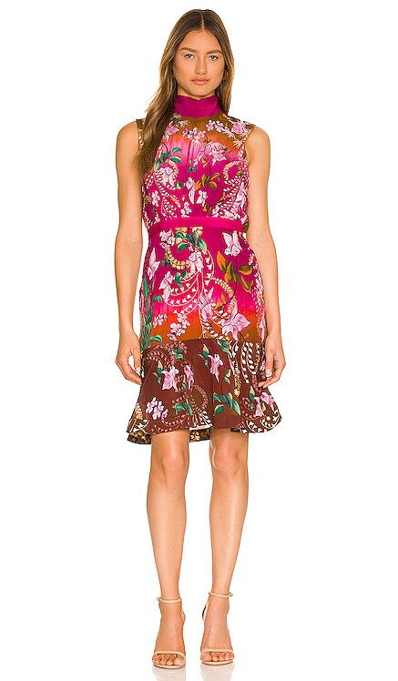 revolve petite dresses