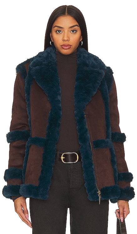 GATE KEEPER 자켓 Unreal Fur