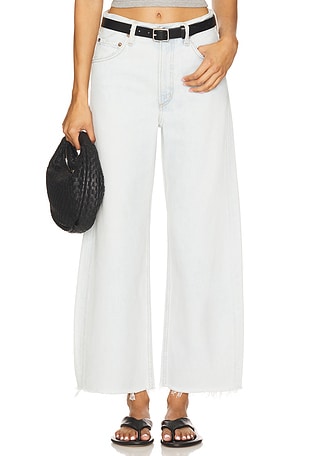 Low Curve Fray Jeans