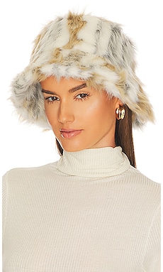 Revolve Donna Accessori Cappelli e copricapo Cappelli Cappello Bucket X RCP Faux Fur Bucket Hat in Size all. 