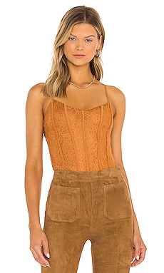 Good American Mesh Mix Corset Bodysuit in Pecan001