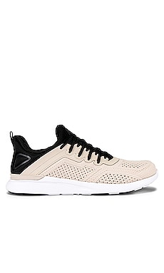 TECHLOOM TRACER 스니커즈 APL: Athletic Propulsion Labs $250 
