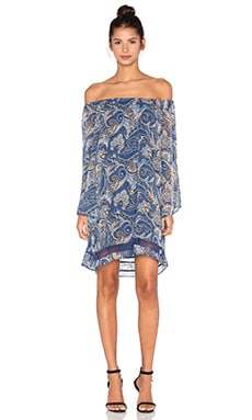 Alice + Olivia