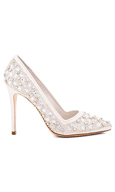 Alice + Olivia