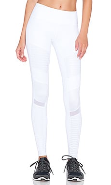 alo ATHENA レギンス - White & White Glossy | REVOLVE