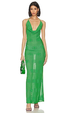 An Effortless Way To Wear A Green Velvet Dress - Style Domination