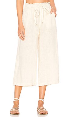 Bella Dahl Frayed Crop Leg Pant in Desert Tan REVOLVE