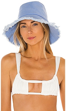 casa clara bucket hat