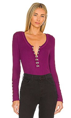 Long Sleeve Scoop Neck Hook and Eye Shirttail Henley Chaser $77 