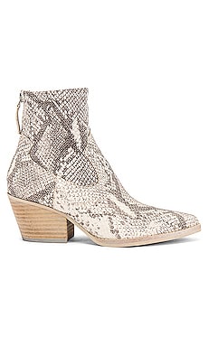 Dolce vita women's hotsell shanta leather western booties