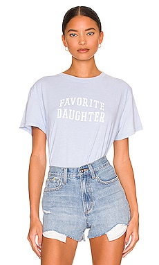 CROPPED COLLEGIATE 티셔츠 Favorite Daughter $48 베스트 셀러