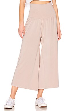

Брюки willow wide leg - Free People, Румянец, Укороченные