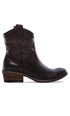 Frye carson shop shortie ankle boot