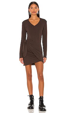 MONROW Supersoft Long Sleeve V Dress in 