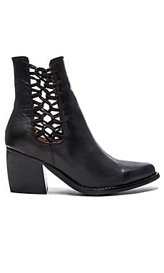 Jeffrey Campbell