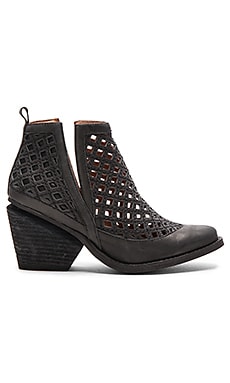 Jeffrey Campbell