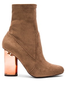 Jeffrey Campbell