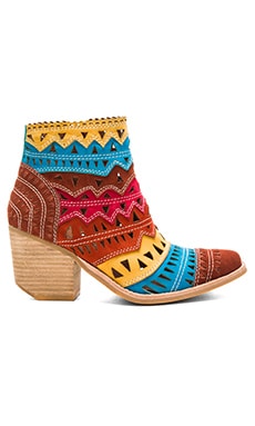 Jeffrey Campbell