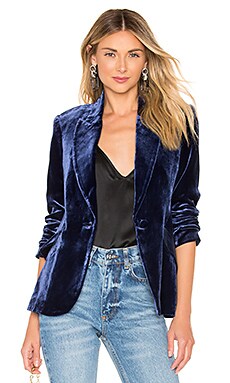 L'AGENCE Chamberlain Velvet Blazer in Navy | REVOLVE