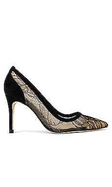Product image of L'AGENCE Simone Pump. Click to view full details