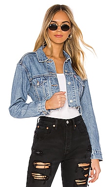 levis cut off crop trucker