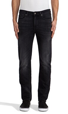 needle narrow levis