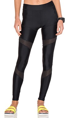 Леггинсы centennial - Lovers + Friends от REVOLVE INT Леггинсы centennial - Lovers + Friends от REVOLVE INT