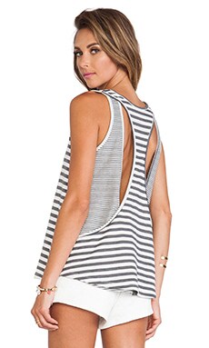 Майка macy - Lovers + Friends от REVOLVE INT Майка macy - Lovers + Friends от REVOLVE INT