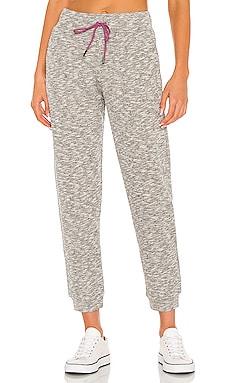 alo Accolade Sweatpant in Athletic Heather Grey