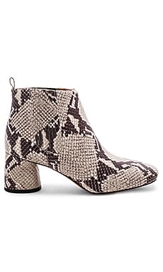 Marc jacobs rocket on sale boot