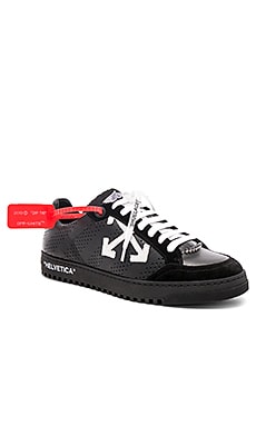 OFF-WHITE Low 2.0 Sneakers in Black 