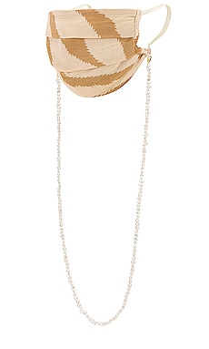 фото Freshwater pearl mask chain - petit moments