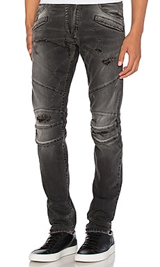 Джинсы - Pierre Balmain от REVOLVE INT Джинсы - Pierre Balmain от REVOLVE INT