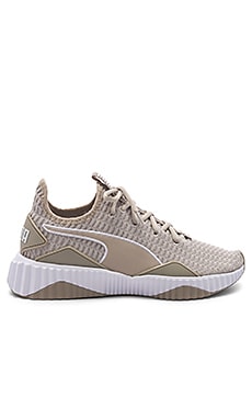 Puma Defy Sneaker in Silver Gray \u0026 Puma 