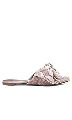 Rebecca Minkoff Alexis Flat in Putty Crushed Velvet | REVOLVE