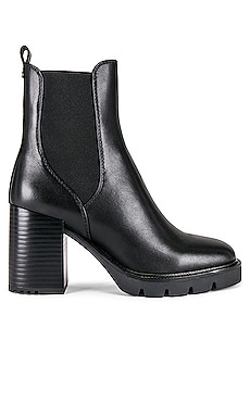 Revolve Women Shoes Boots Ankle Boots Kari Bootie in Black. 