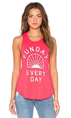 Майка funday - SUNDRY от REVOLVE INT Майка funday - SUNDRY от REVOLVE INT