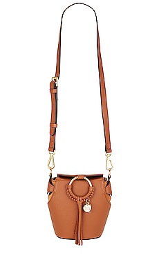 See By Chloe SAC BOX en Caramello REVOLVE